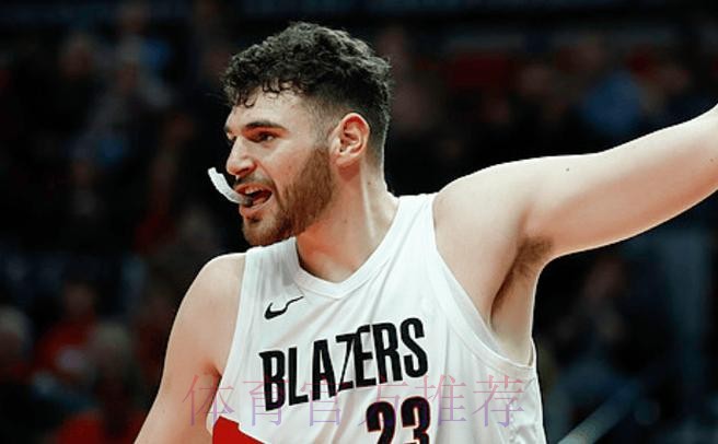 克林根谈阿夫迪亚脑后传球:他有时会这样做,我预判到了 克林根谈阿夫迪亚脑后传球:他有时会这样做,我预判到了